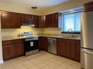 464 N Wolf Rd APT 2, Hillside, IL 60162