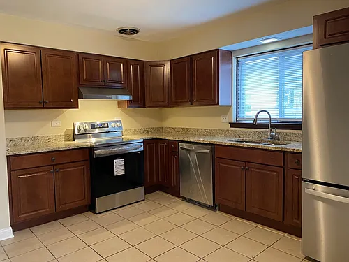 464 N Wolf Rd #2 Photo 1