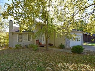 1311 Maple Knoll Ct, Lawrenceburg, IN 47025