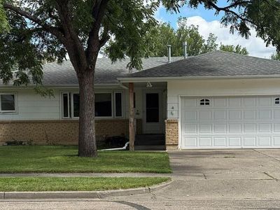 1723 N 21st St, Bismarck, ND, 58501