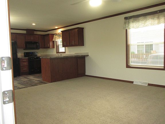 2nd image of 2050 Four Seasons Dr #24