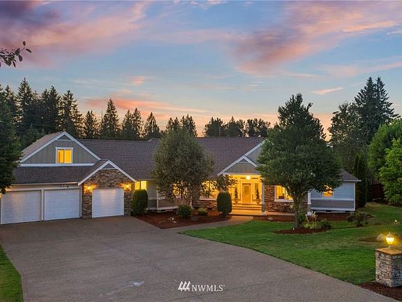 2nd image of 7647 Countrywood Dr SE