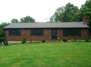 12 Greenfield Hill Rd, Monroe, CT 06468