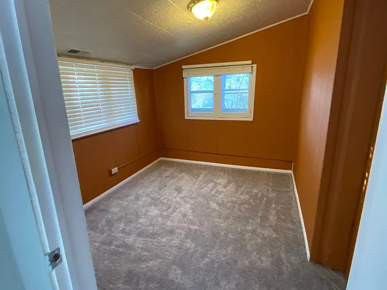 734 S Gudgell Ct — Photo 17