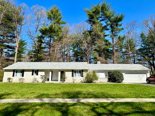 319 Merriweather Dr, Longmeadow, MA 01106