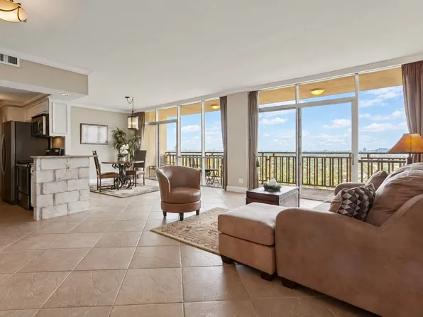 6211 W Northwest Hwy APT 2702, Dallas, TX 75225