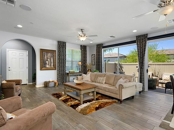 05_12549WViaDonaRdPeoria5_mls