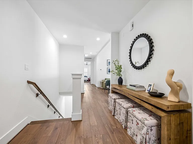 852 Fisher St #C — Photo 15