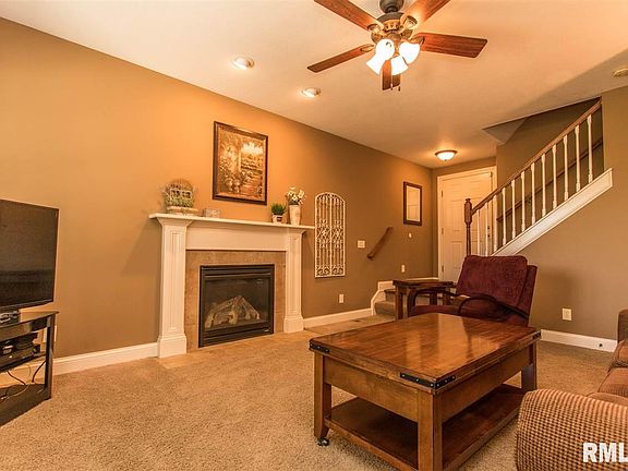 4th image of 11217 Oakwood