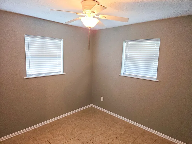 5140 Minnie Ave — Photo 14