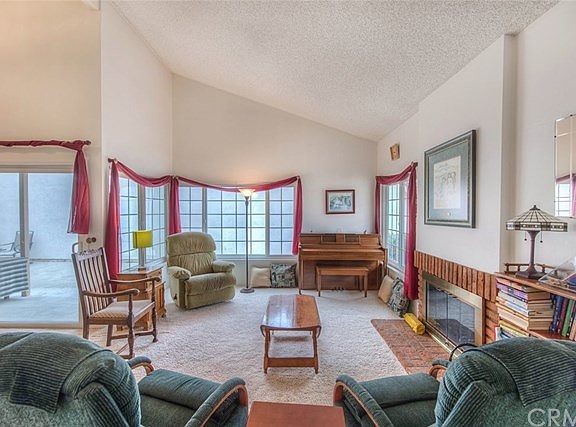 3rd image of 4102 Manzanita