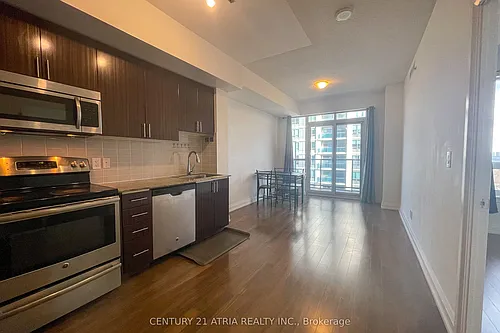 7161 Yonge St #735 Photo 1
