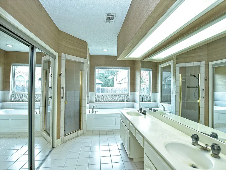 10215 River Plantation Dr #B — Photo 19