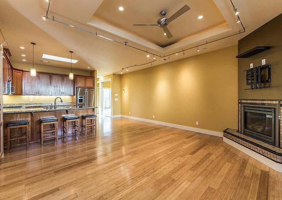 1st image of 180 Clear Creek Dr APT 202