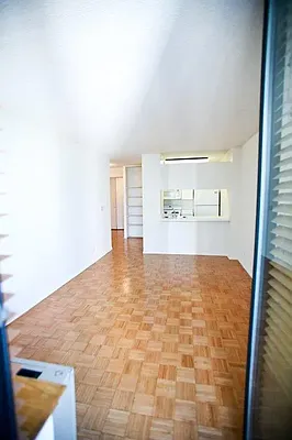 Rented by Royal Operation System | media 11