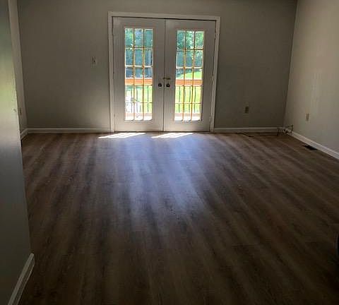 Living Room / Dining Room - View to Deck