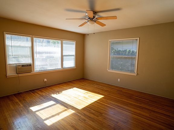 5th image of 3311 W Alameda Ave #11504391