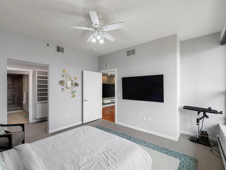 740 Portland Ave #1517 — Photo 11