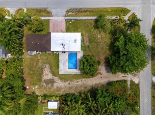Ponce De Leon, Homestead, FL 33030