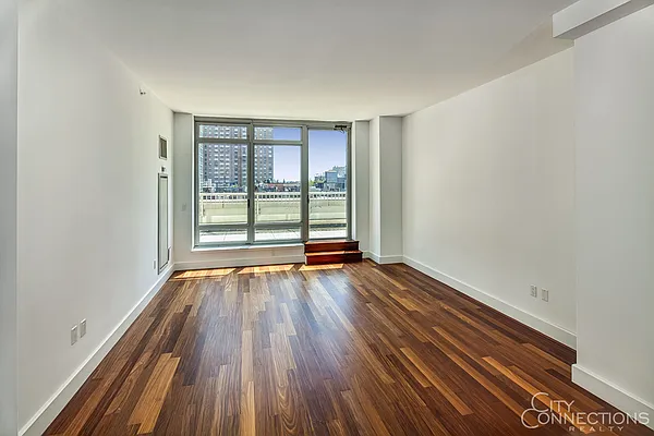 Rented by City Connections Realty | media 37