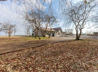 1100 Grab Ck Rd W, Dickson, TN 37055