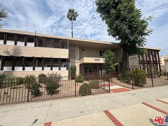 2nd image of 8615 Balboa Blvd