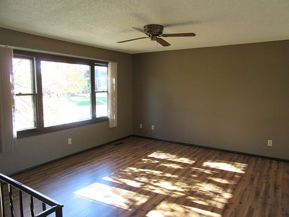 4th image of 235 172nd Ln NE