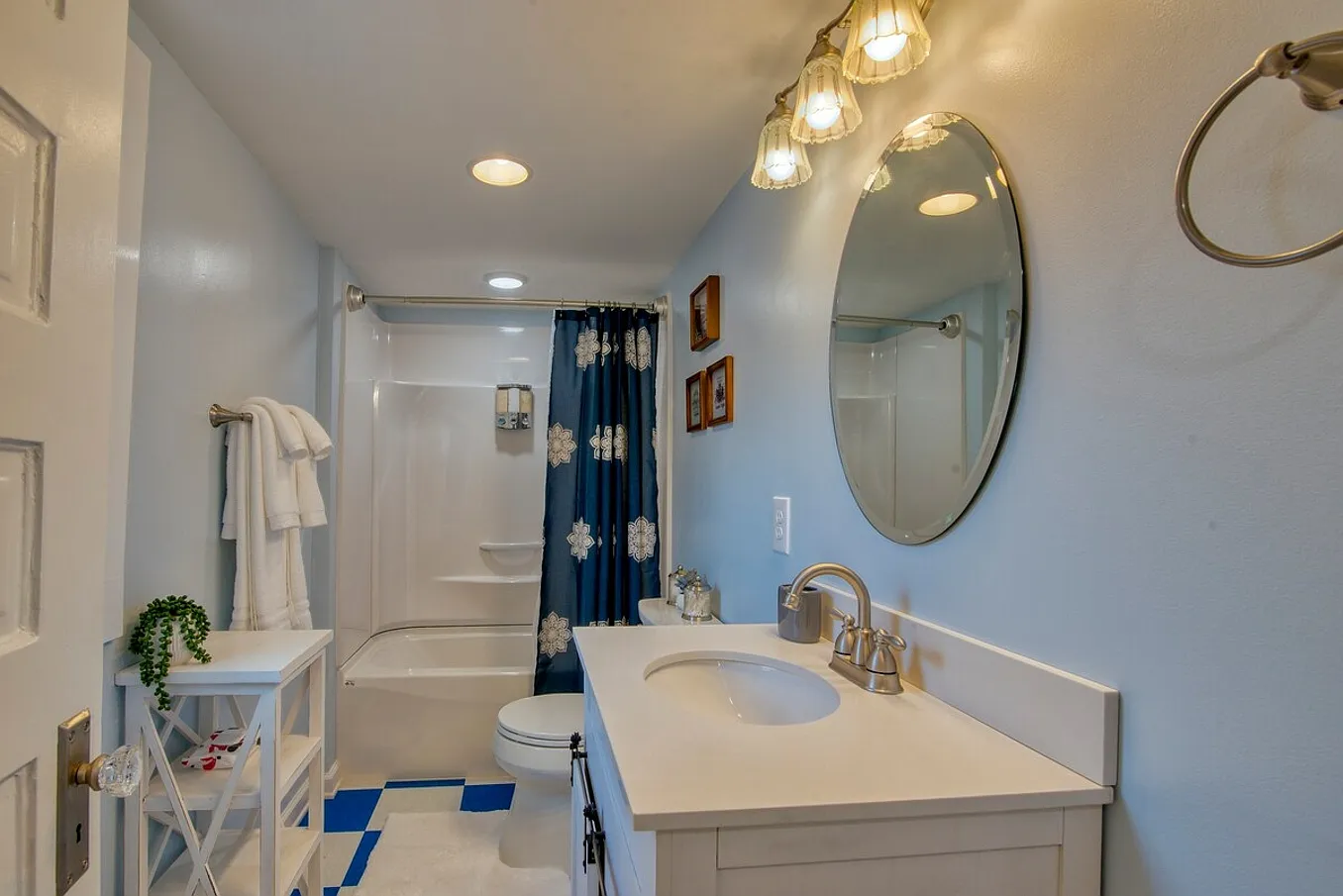 2 bed, $2,500 — Photo 3