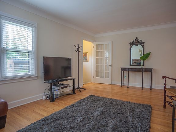 5th image of 1485 Maywood Ave