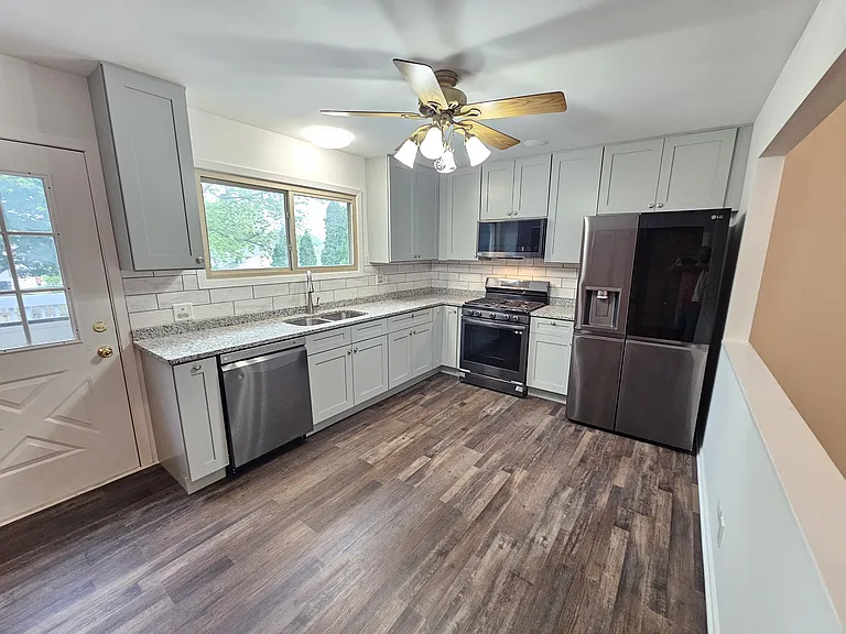 571 White Birch Rd — Photo 7