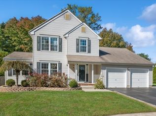 134 Cornflower Rd, Hamilton, NJ 08620