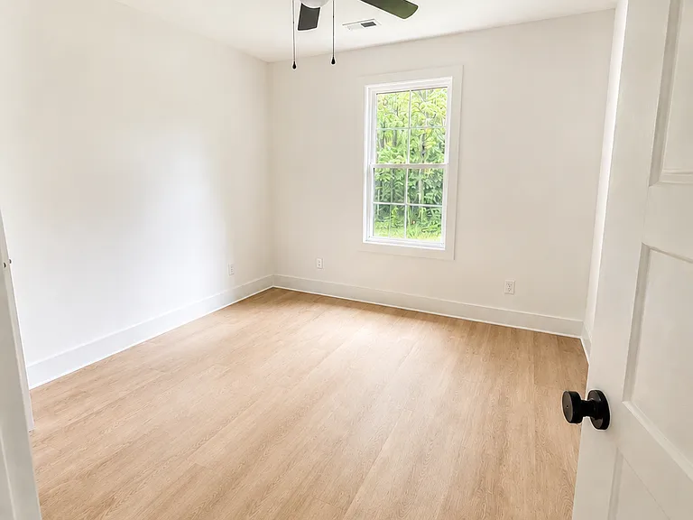 2417 Eagle Pass — Photo 16