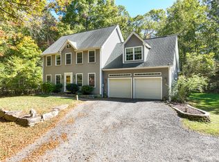 102 Dudley St, Norwich, CT 06360