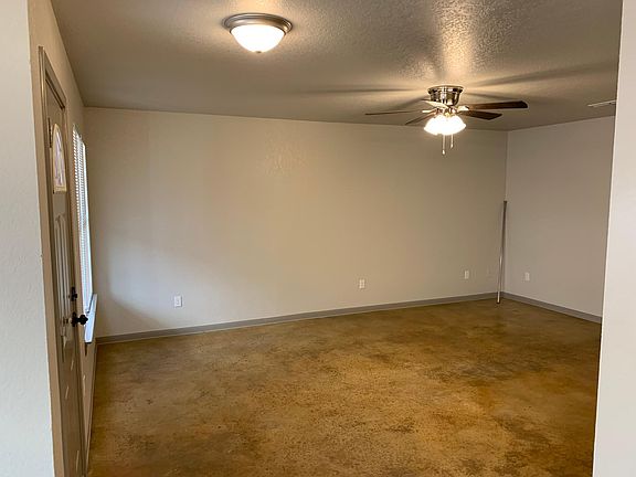 5th image of 800 N East Ave #B