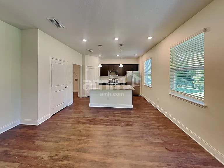 2740 Sunrise Landing Loop — Photo 5