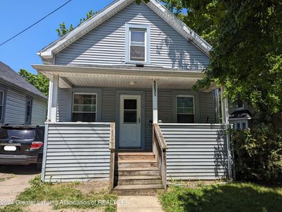 1215 E Kalamazoo St, Lansing, MI, 48912