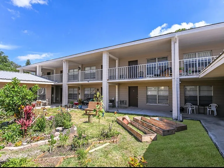 4807 W Flamingo Rd — Photo 13