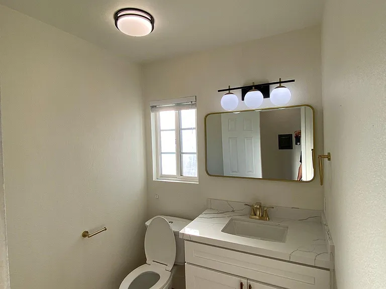 2937 W Carson St — Photo 14