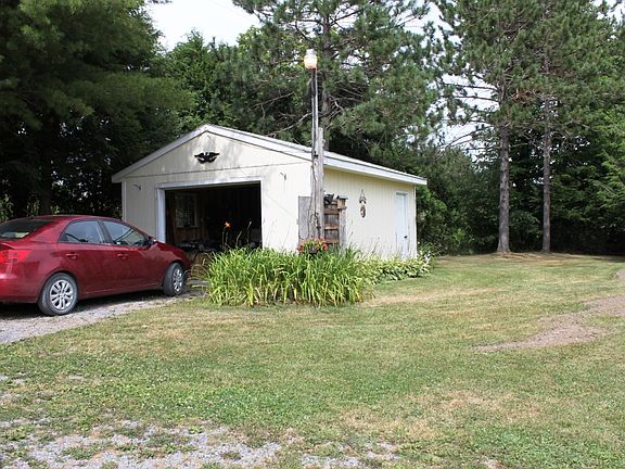 Garage with workshop