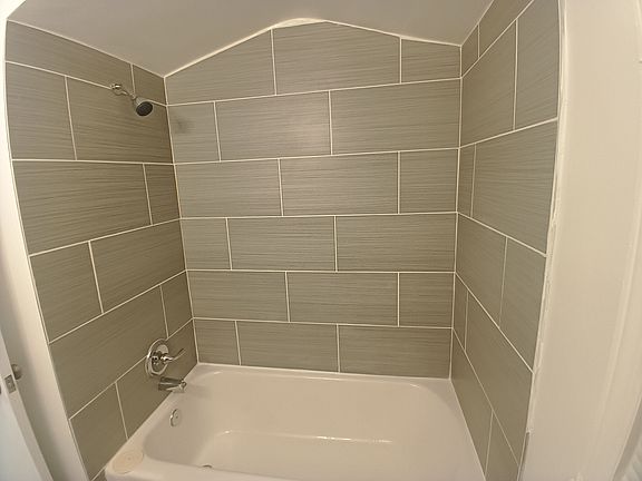 5th image of 20522A Ardmore Dr