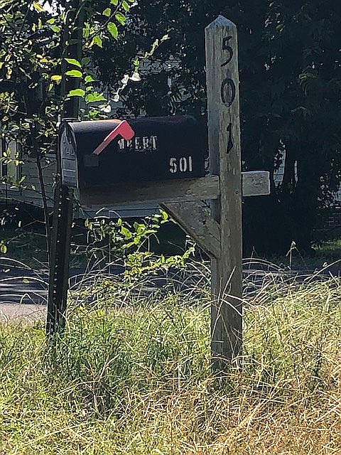 2nd image of 501 School St