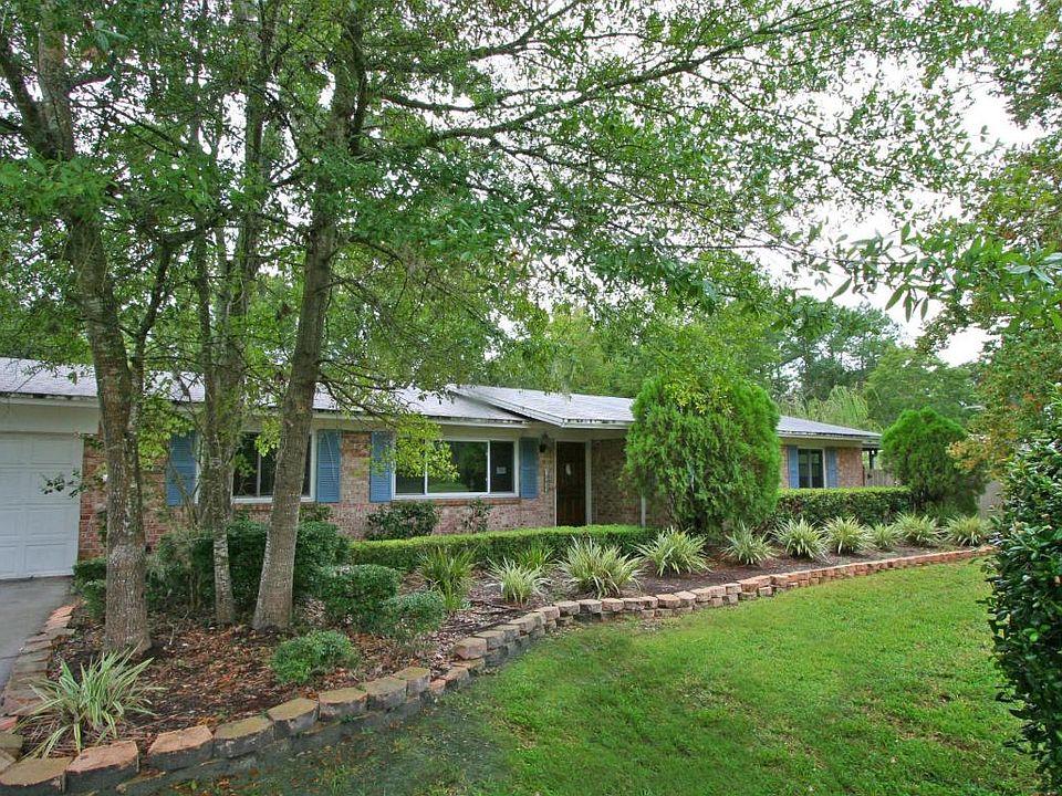 1st image of 5422 Tara Woods Dr S