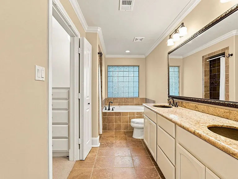 1714 Ovid St #A — Photo 21