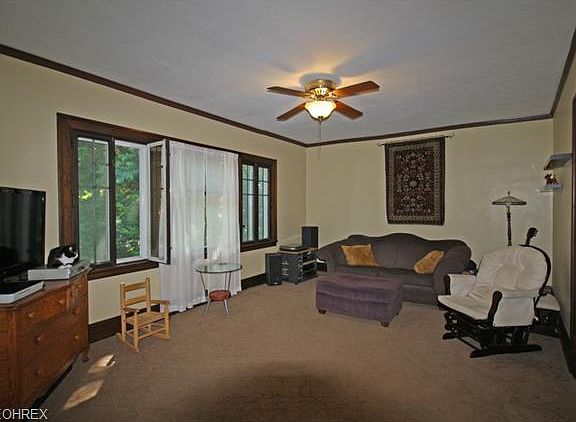 2nd image of 1324 West Blvd