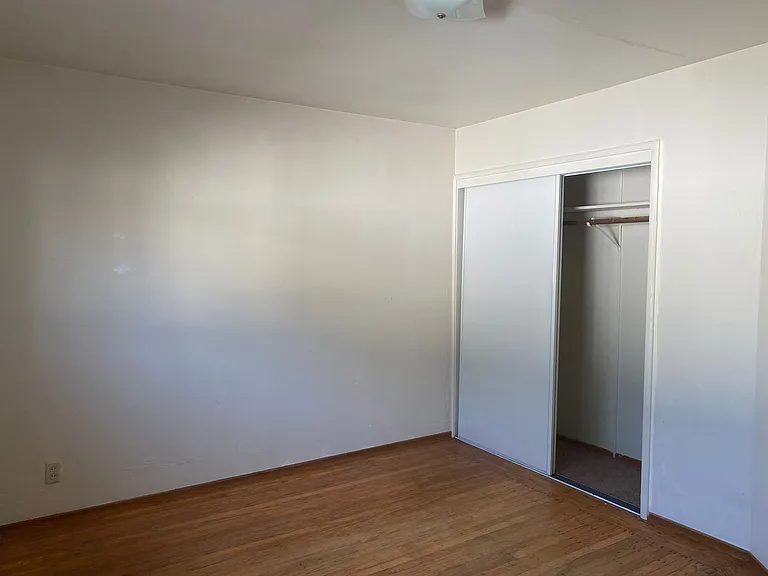 332 Pacific Ave — Photo 14