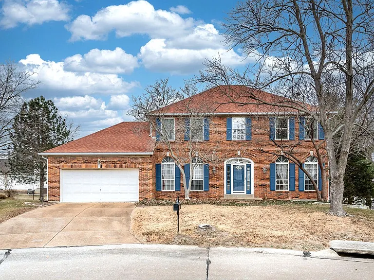 600 Arbor Glen Ct — Photo 1