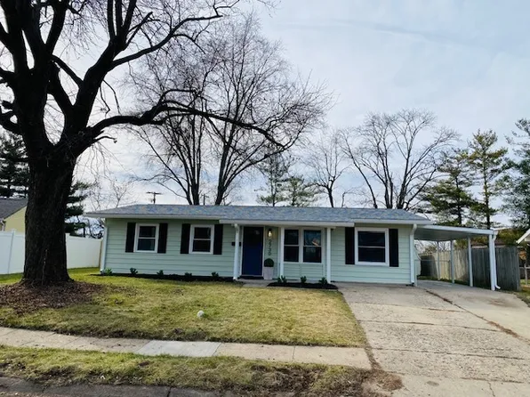 2730 Lucas Way, Columbus, IN 47203