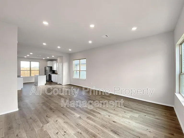 13071 Clear View Dr — Photo 5