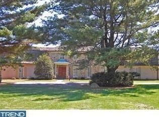 24 Rabbit Run Rd, Malvern, PA 19355