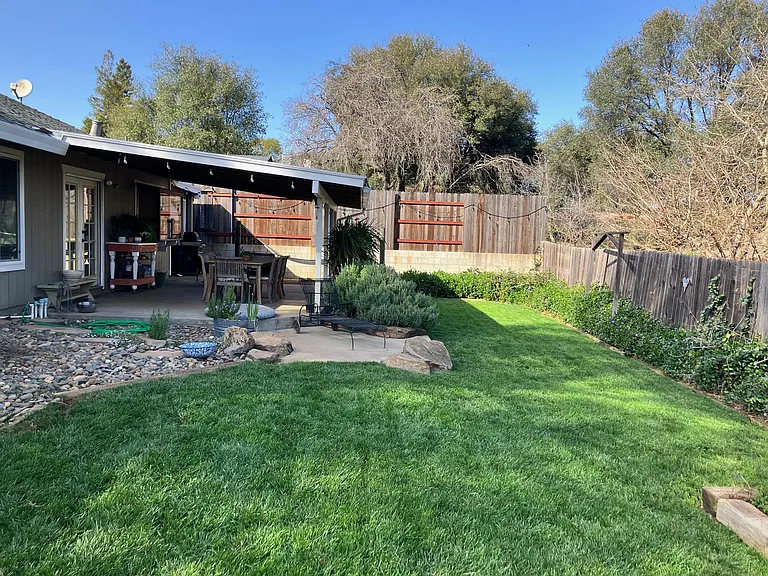 2547 Sandpiper Way — Photo 3